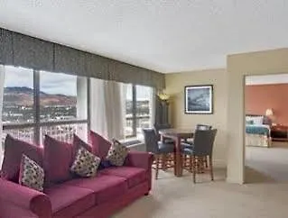 Ramada By Wyndham Reno Hotel & Casino